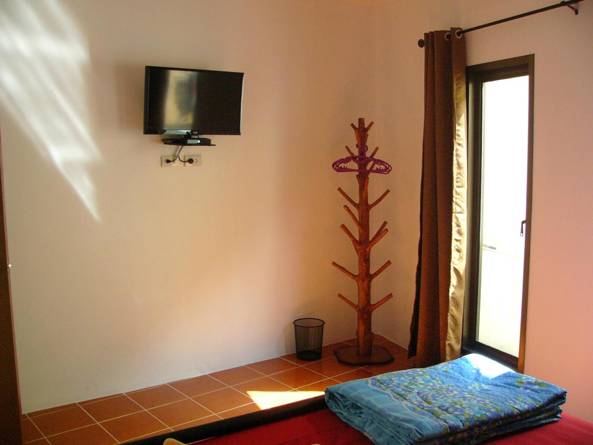 Kevin Resort Mae Phim Quarto foto